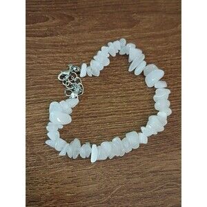 White quartz chip bracelet